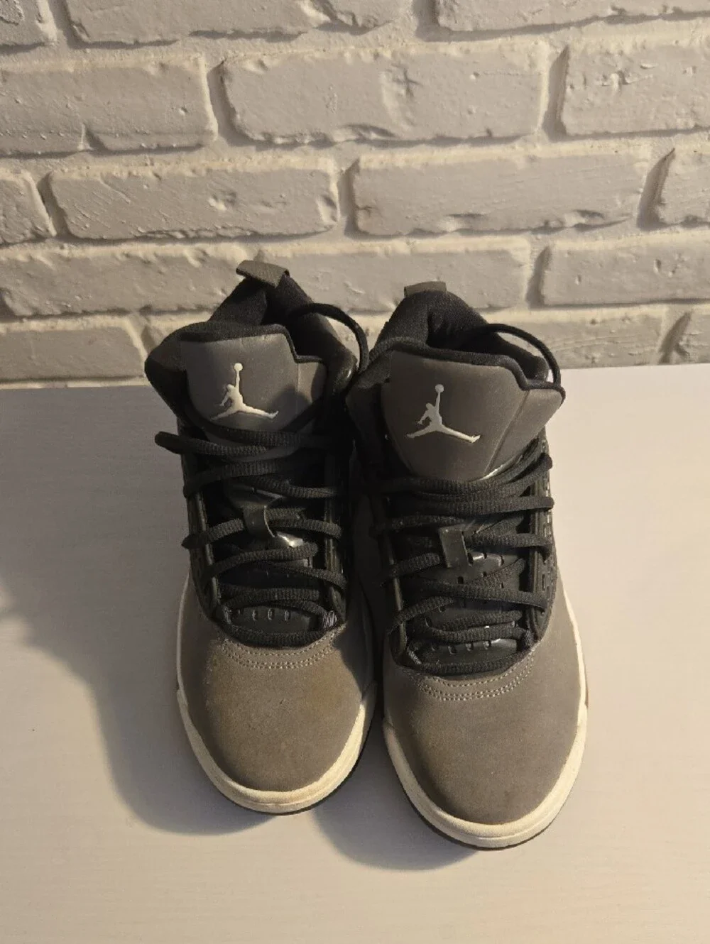 Jordan Gray Mid-Top Basketball Sneakers